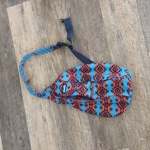 Kavu Southwestern Aztec Tribal Print Crossbody Bag